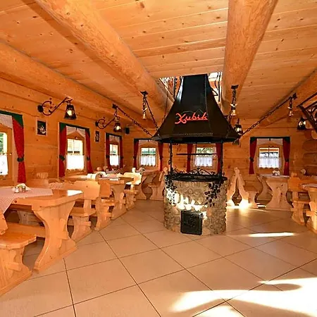 Alojamento de Acomodação e Pequeno-almoço Kubik 3*