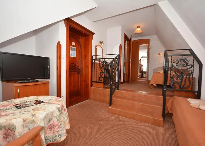 Kubik לינה וארוחת בוקר זקופאנה