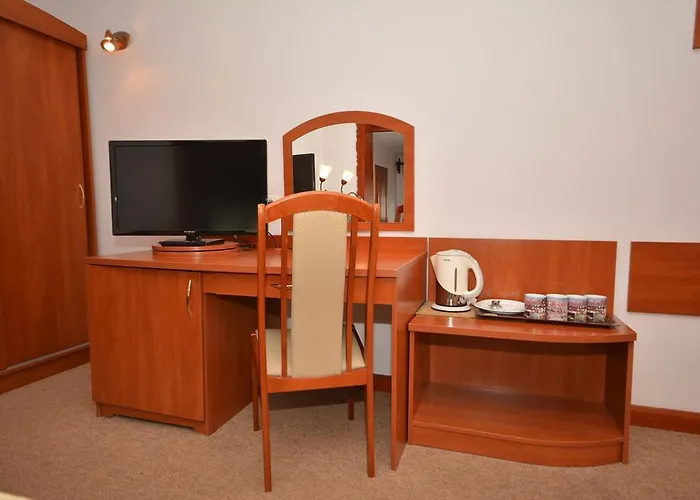 Kubik Oda ve Kahvaltı 3*